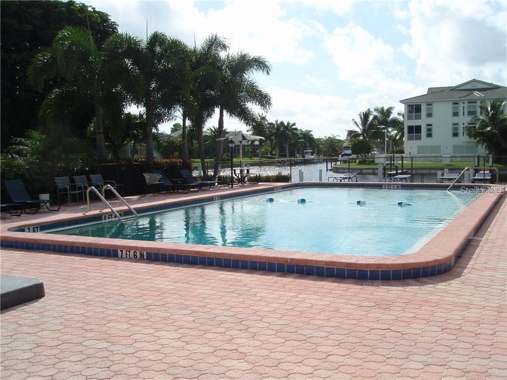 Image 34 of 38 For 311 Garvin Street 409c