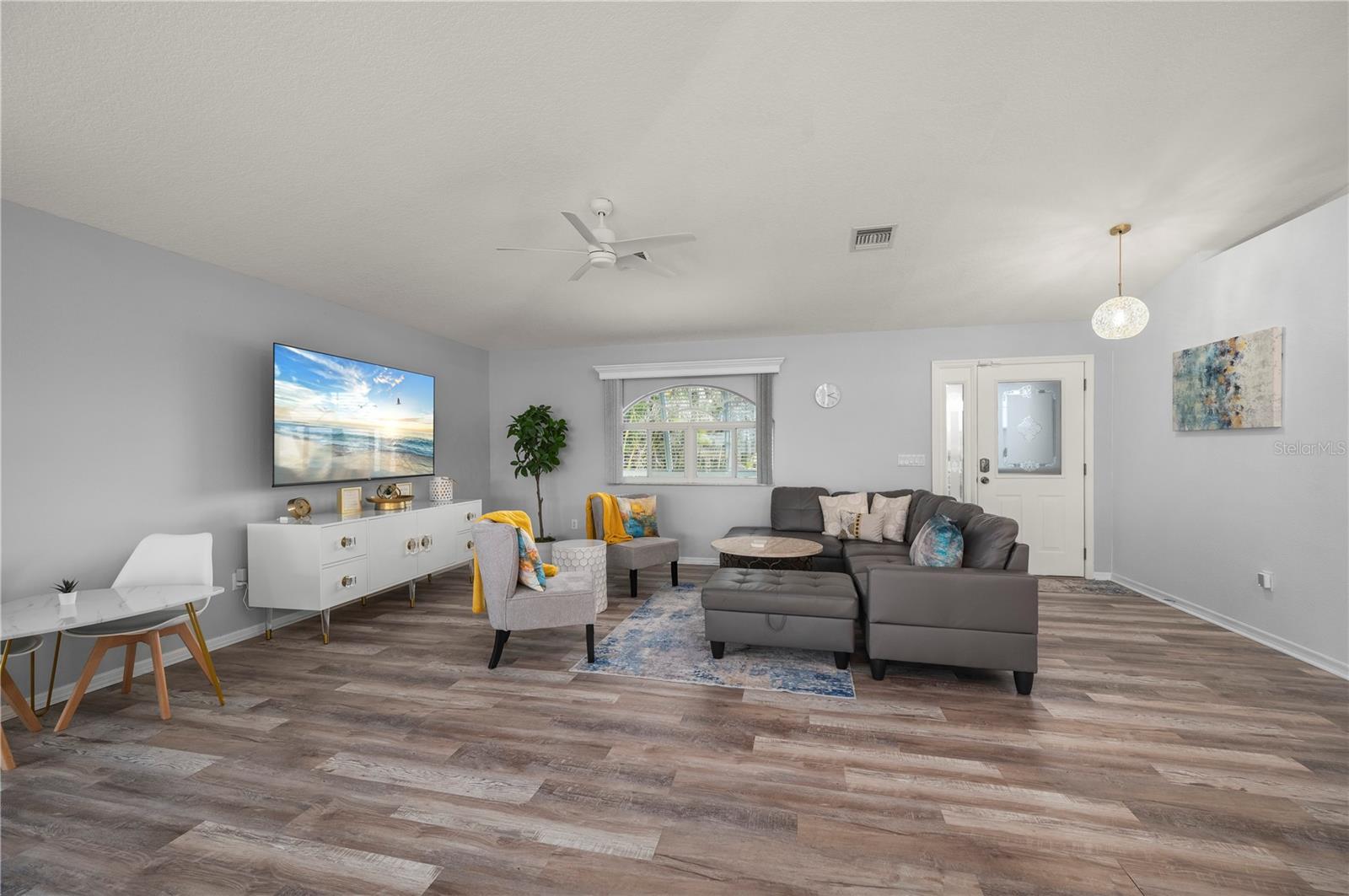 Image 3 of 71 For 5193 Boyle Terrace
