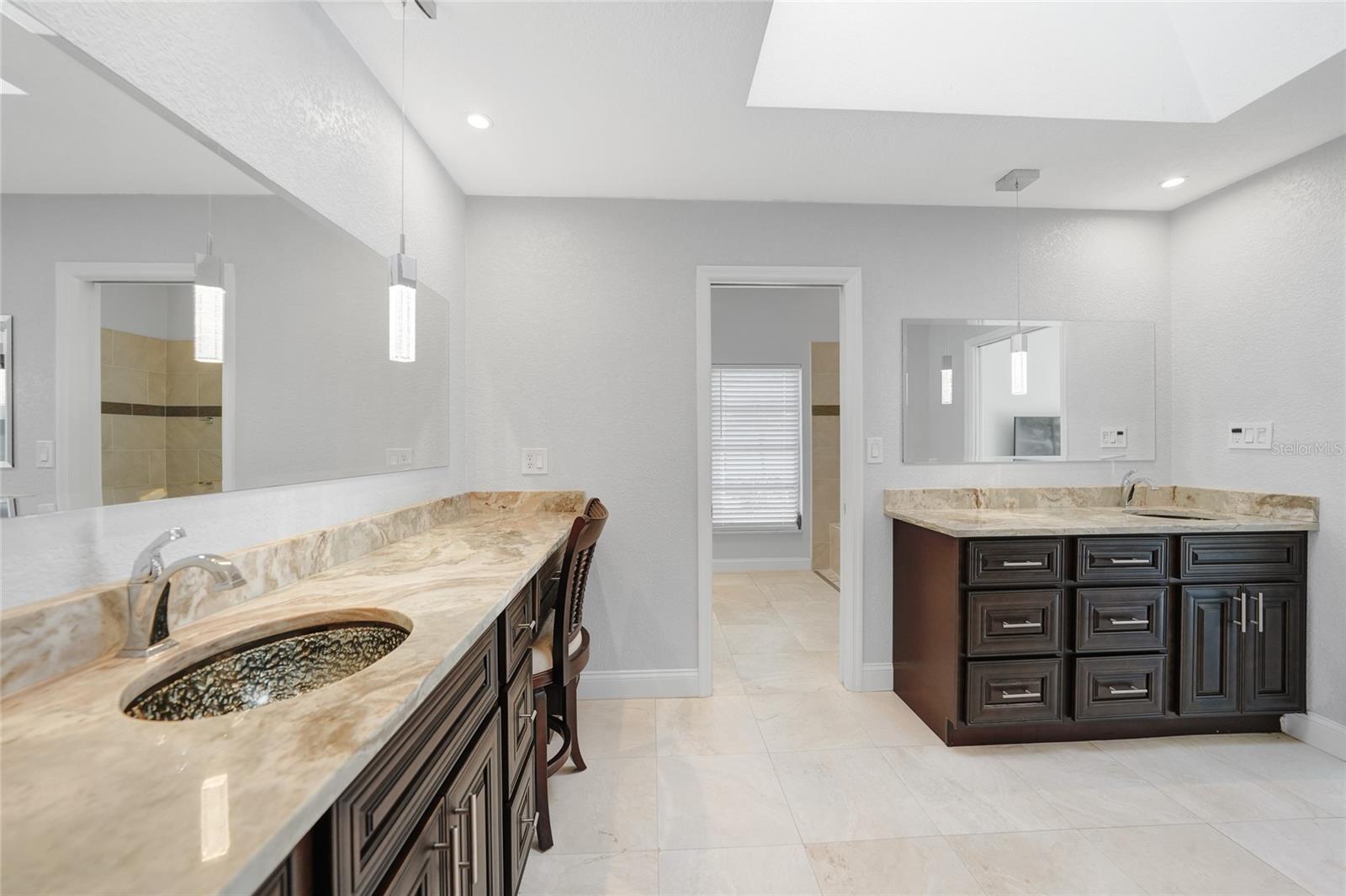 Image 18 of 40 For 23228 Kim Avenue