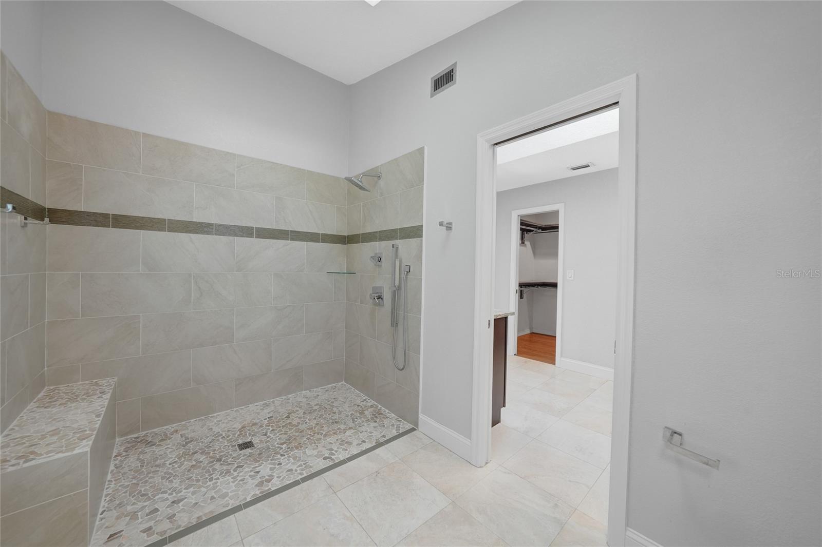 Image 20 of 40 For 23228 Kim Avenue