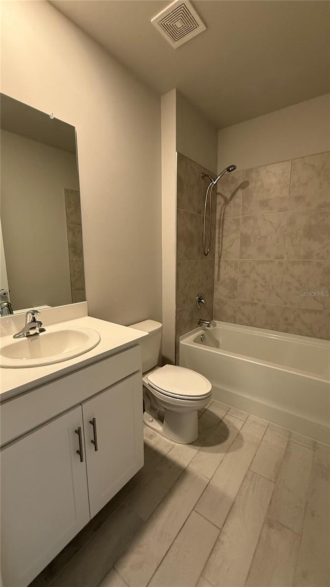 Image 11 of 21 For 27131 Guapore Drive