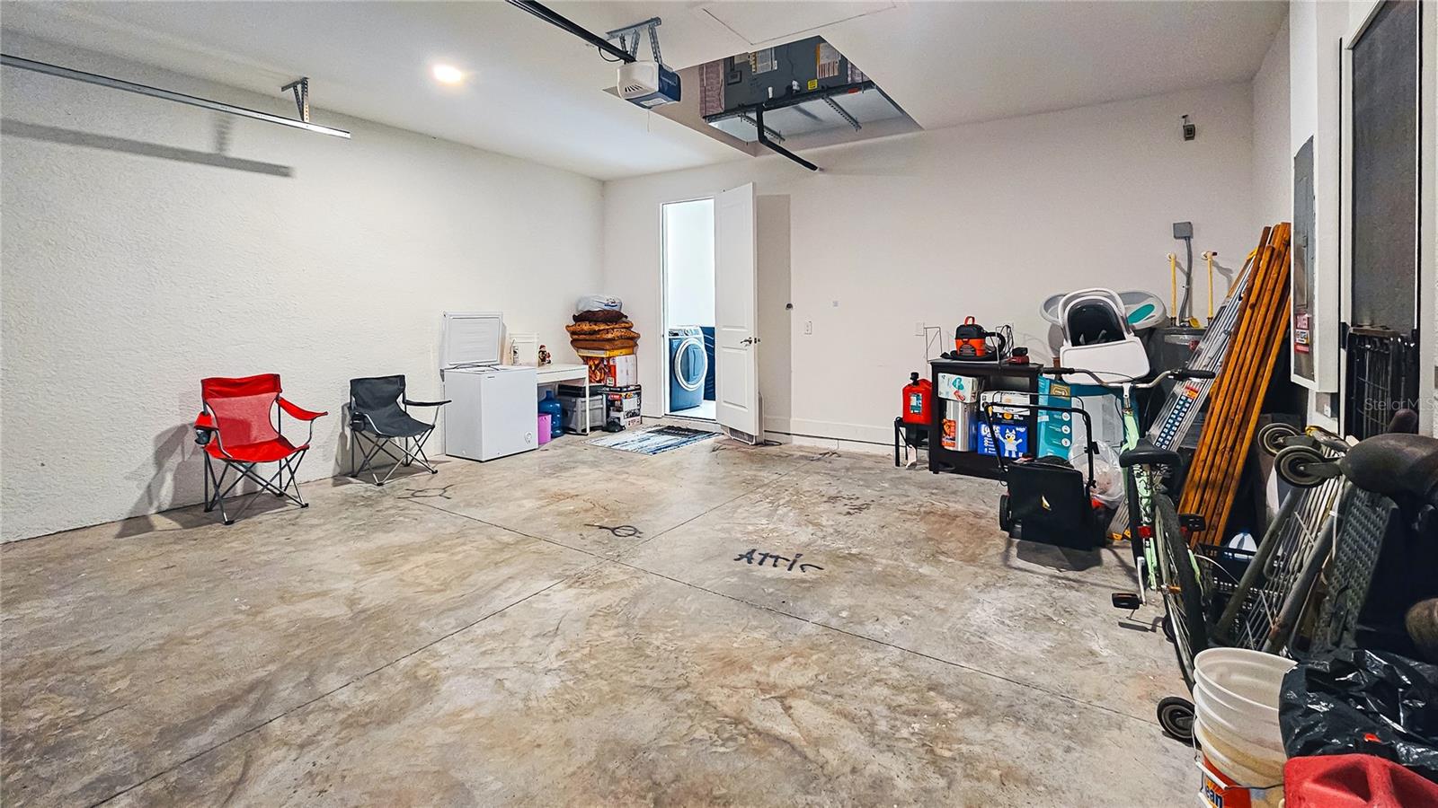 Listing photo id 13 for 1503 17th Street