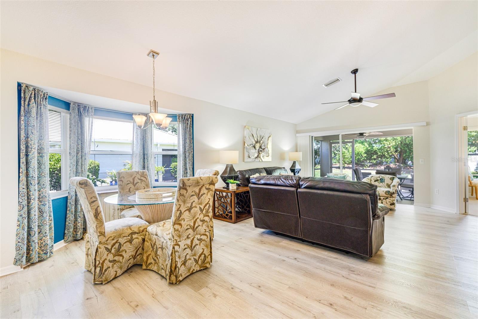 Image 13 of 46 For 510 Islamorada Boulevard