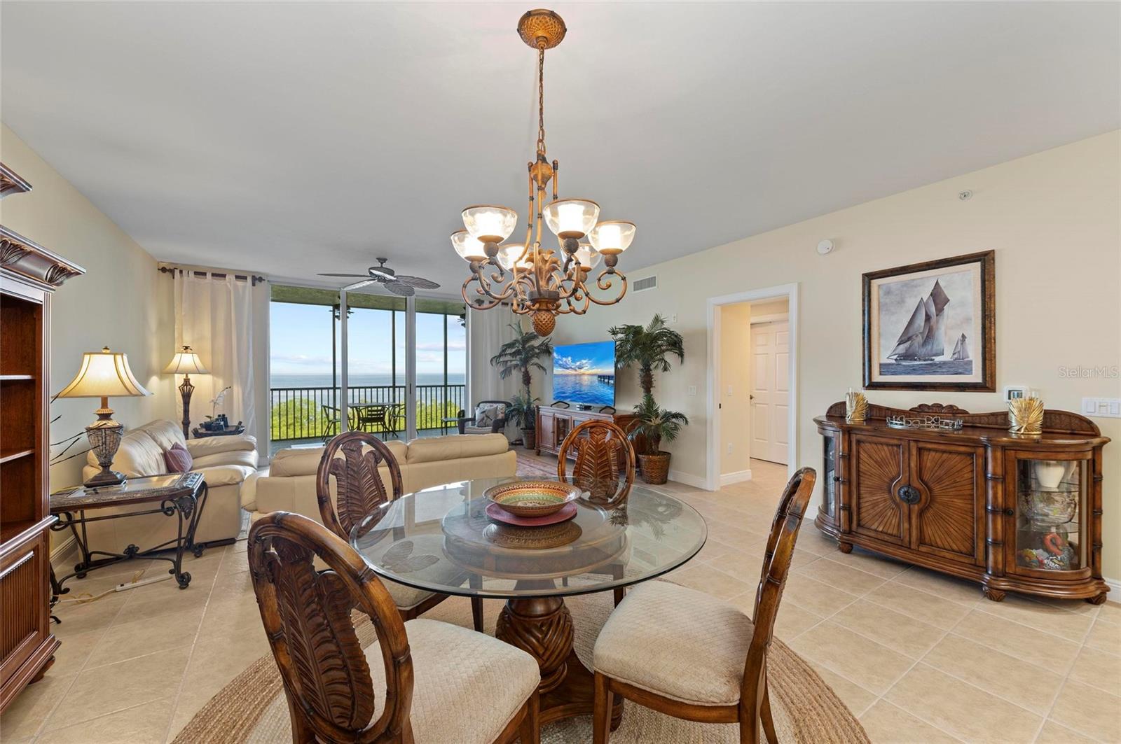 Image 14 of 76 For 3329 Sunset Key Circle 404