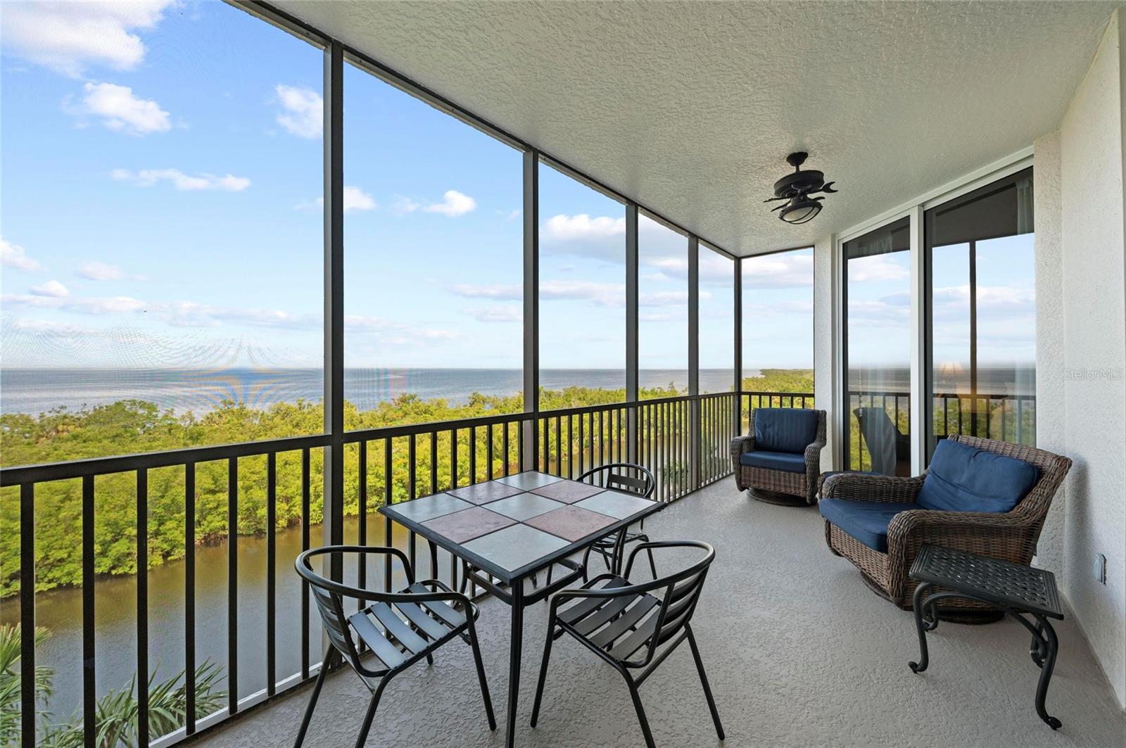 Image 40 of 76 For 3329 Sunset Key Circle 404