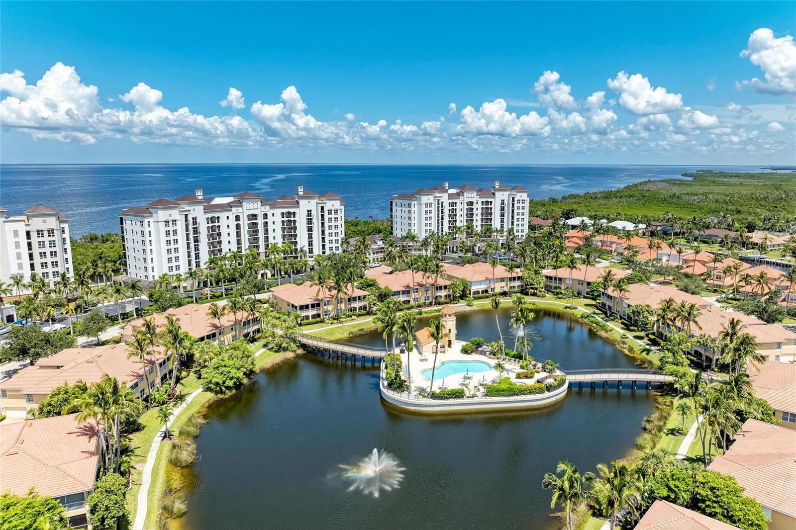 Image 70 of 76 For 3329 Sunset Key Circle 404
