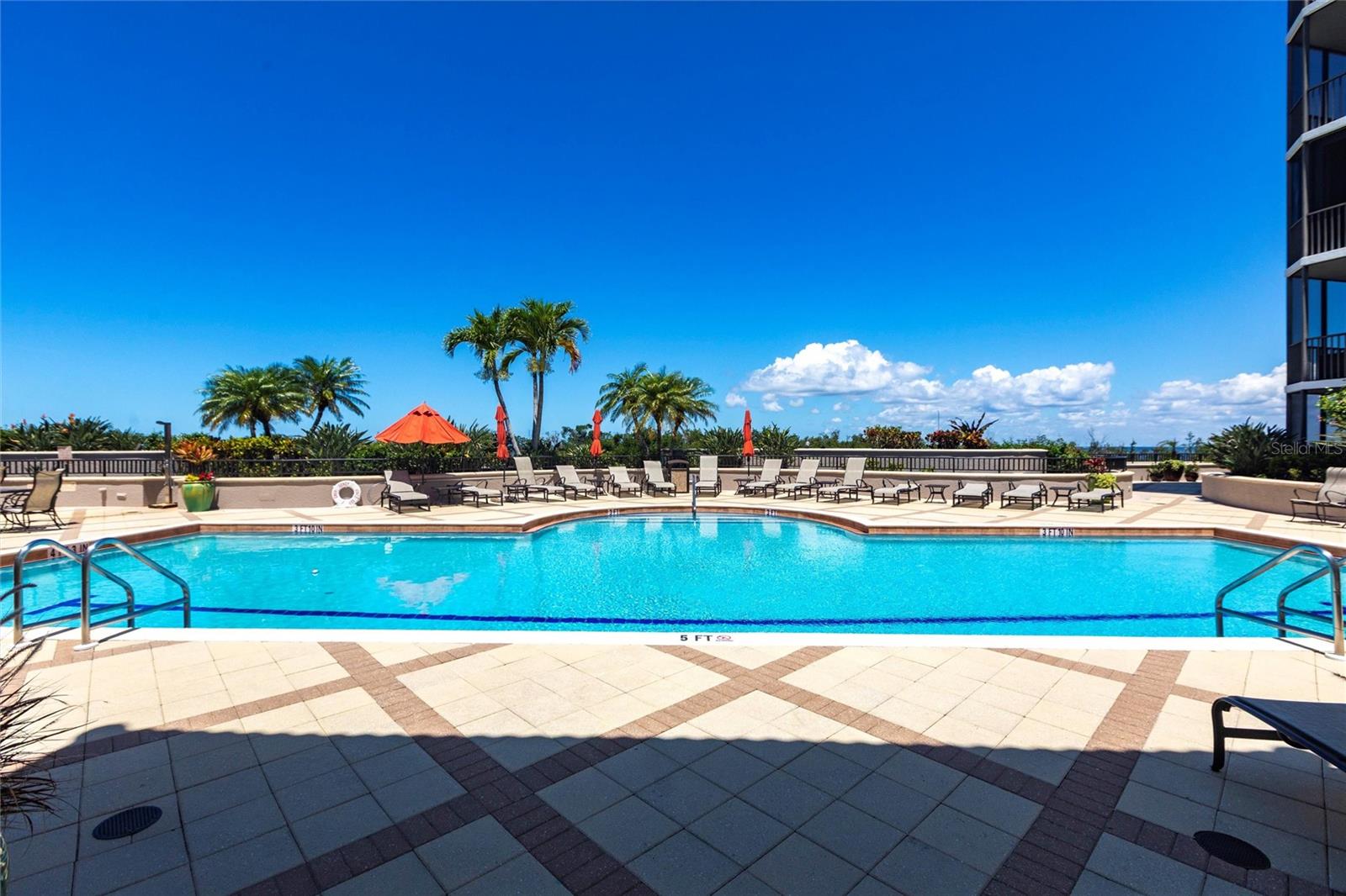 Image 74 of 76 For 3329 Sunset Key Circle 404