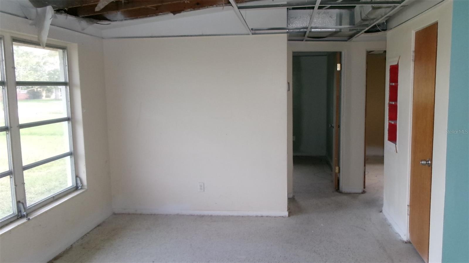 Image 7 of 26 For 3391 Harbor Boulevard