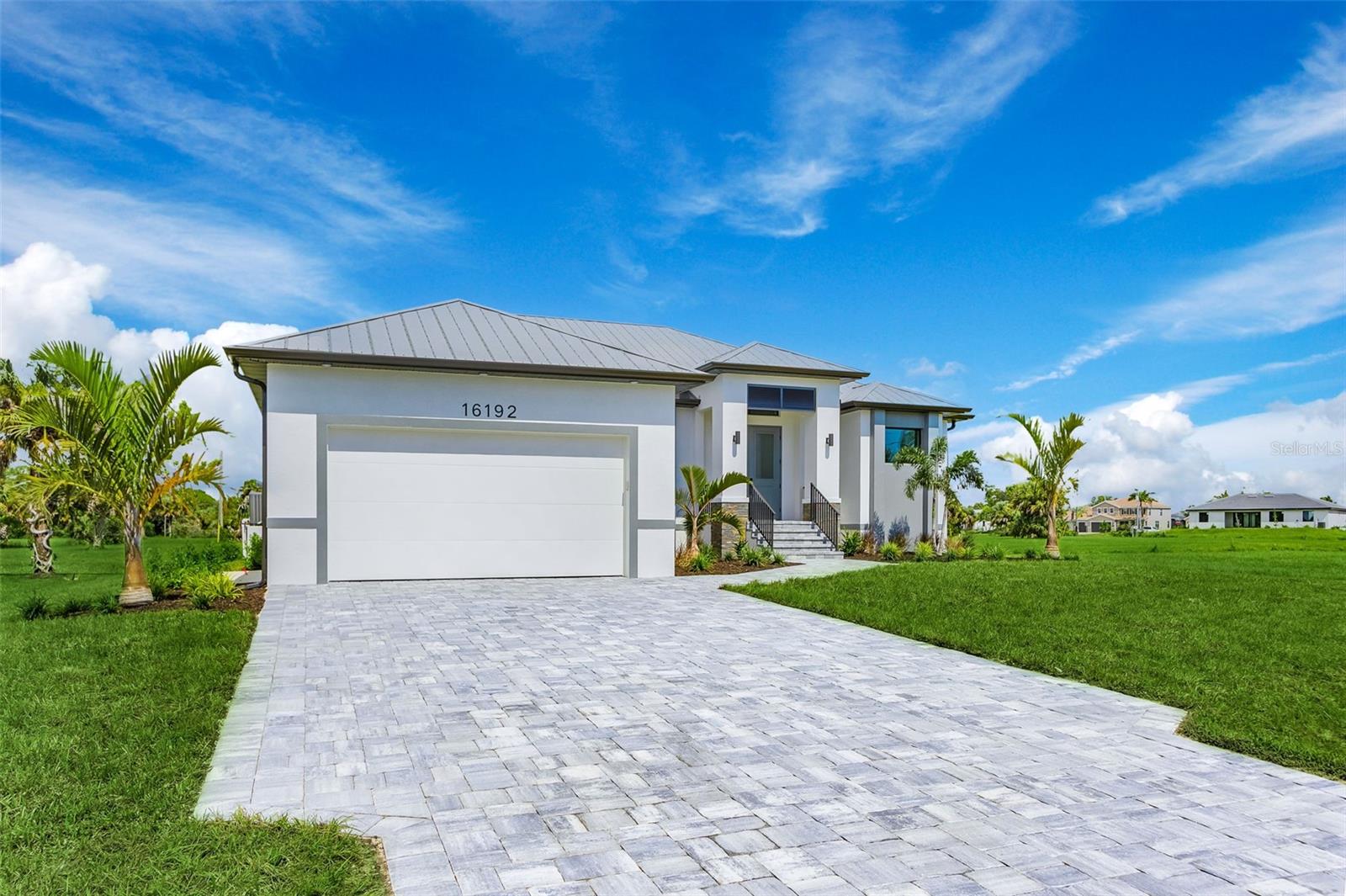 Image 3 of 33 For 16192 Limegrove Court