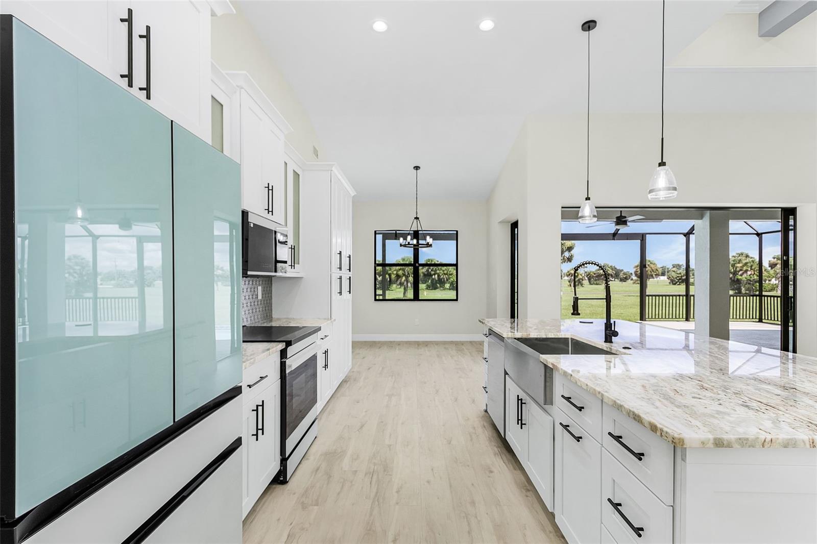 Image 5 of 33 For 16192 Limegrove Court