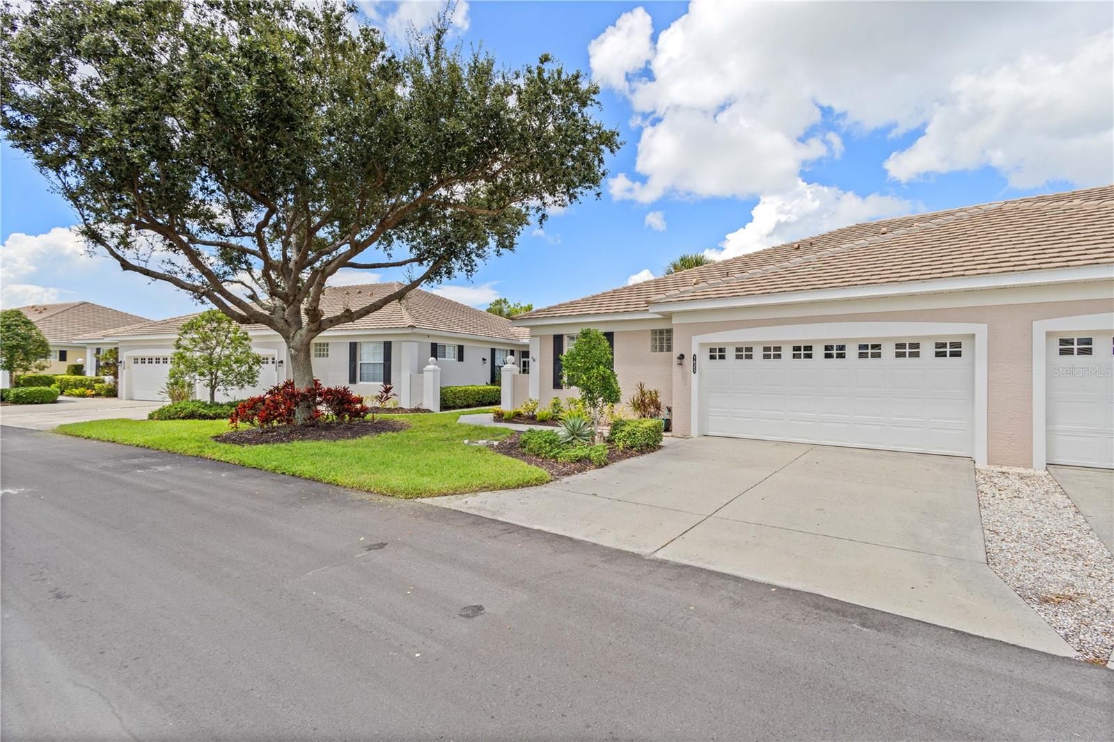 Image 4 of 44 For 1625 Monarch Drive 1625