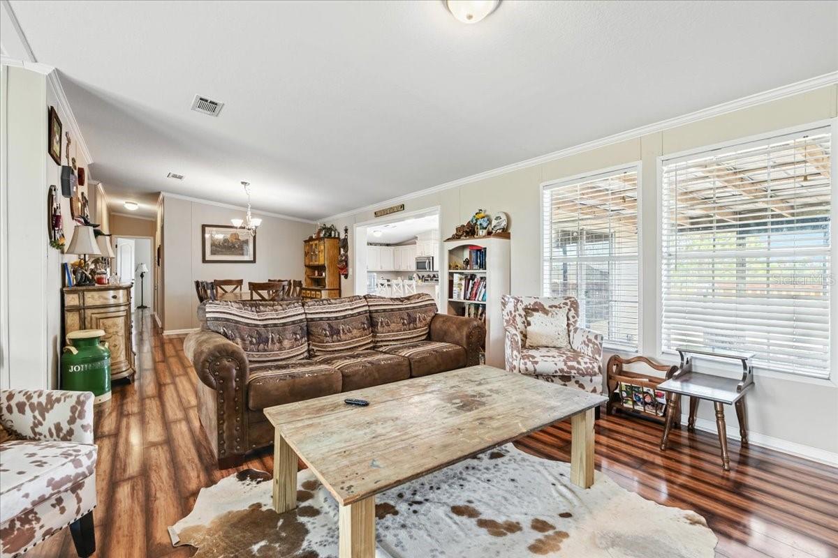 Image 19 of 46 For 2566 Brewer Avenue