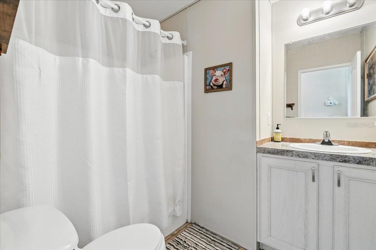 Image 22 of 46 For 2566 Brewer Avenue