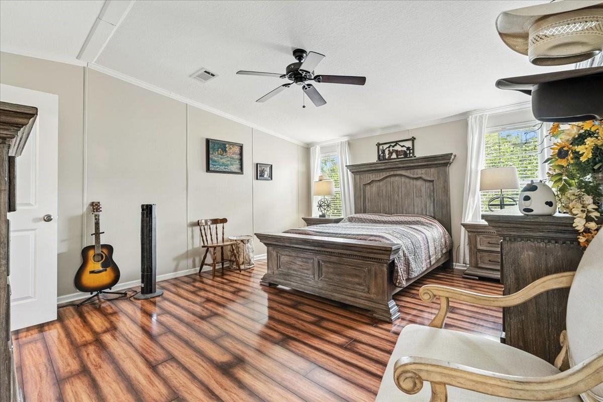 Image 30 of 46 For 2566 Brewer Avenue