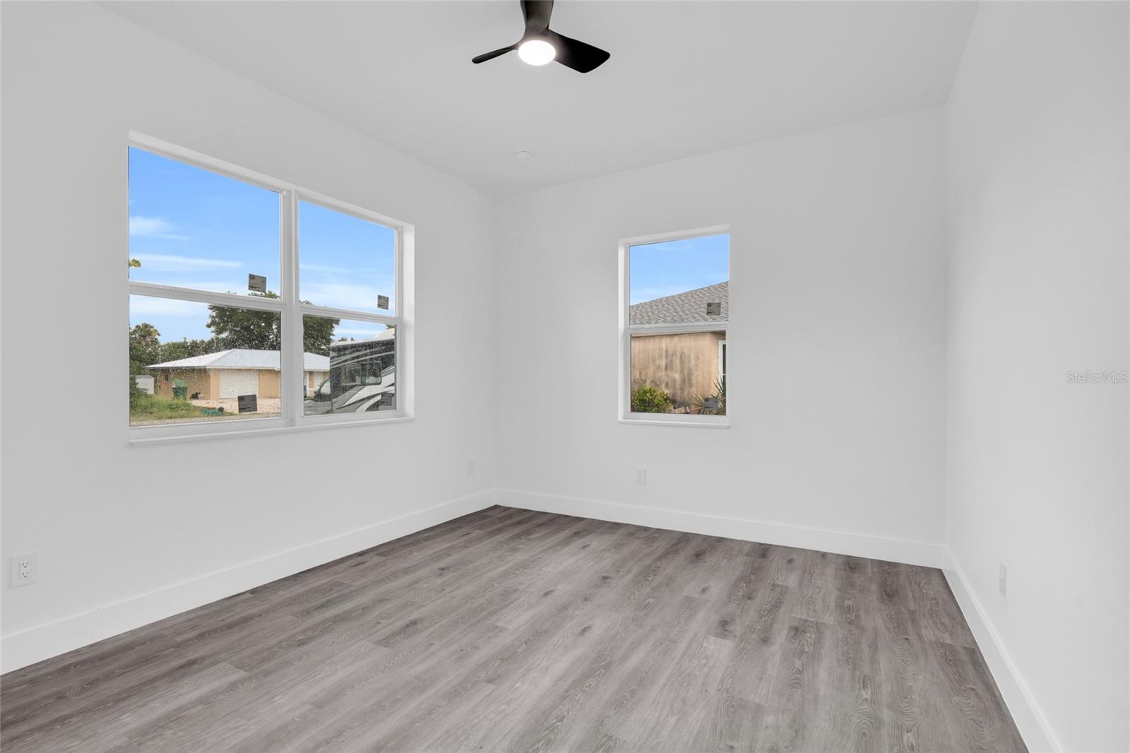 Image 18 of 34 For 535 Azalea Avenue Nw