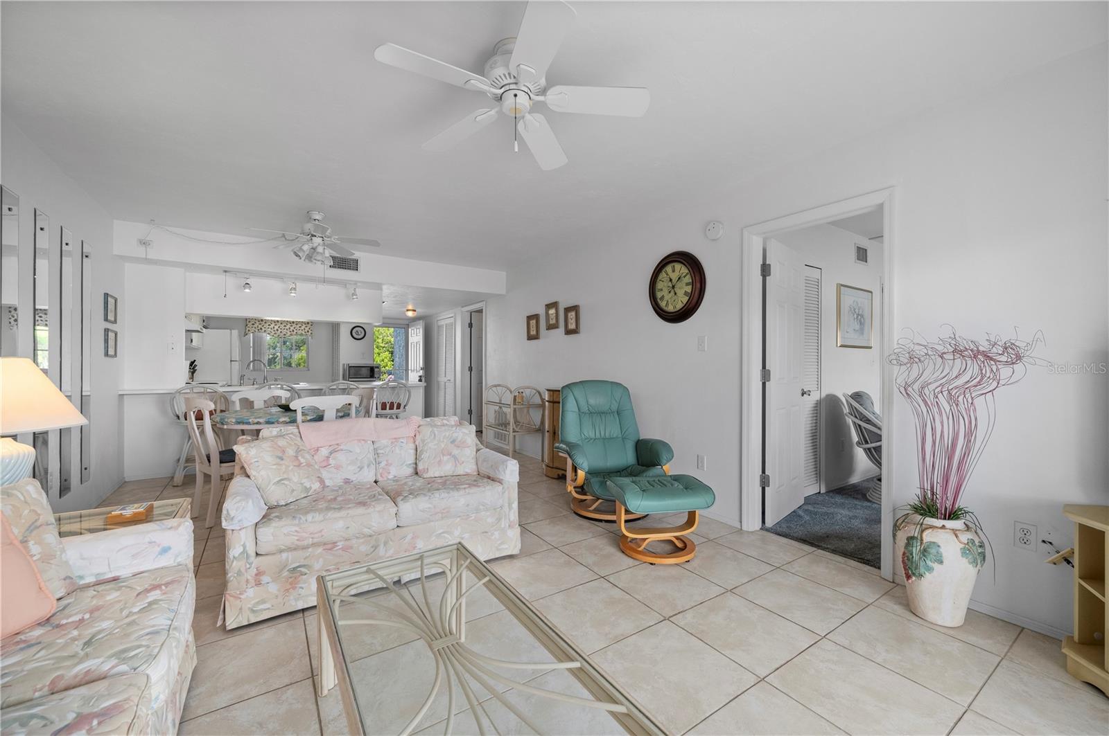 Image 15 of 60 For 3310 Loveland Boulevard 2503