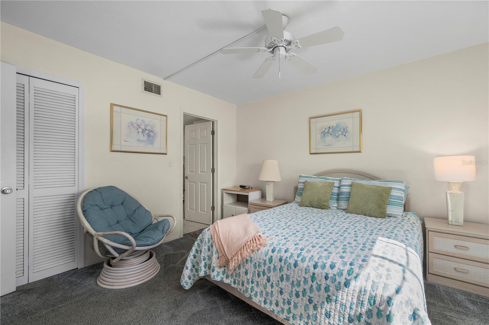 Image 21 of 60 For 3310 Loveland Boulevard 2503