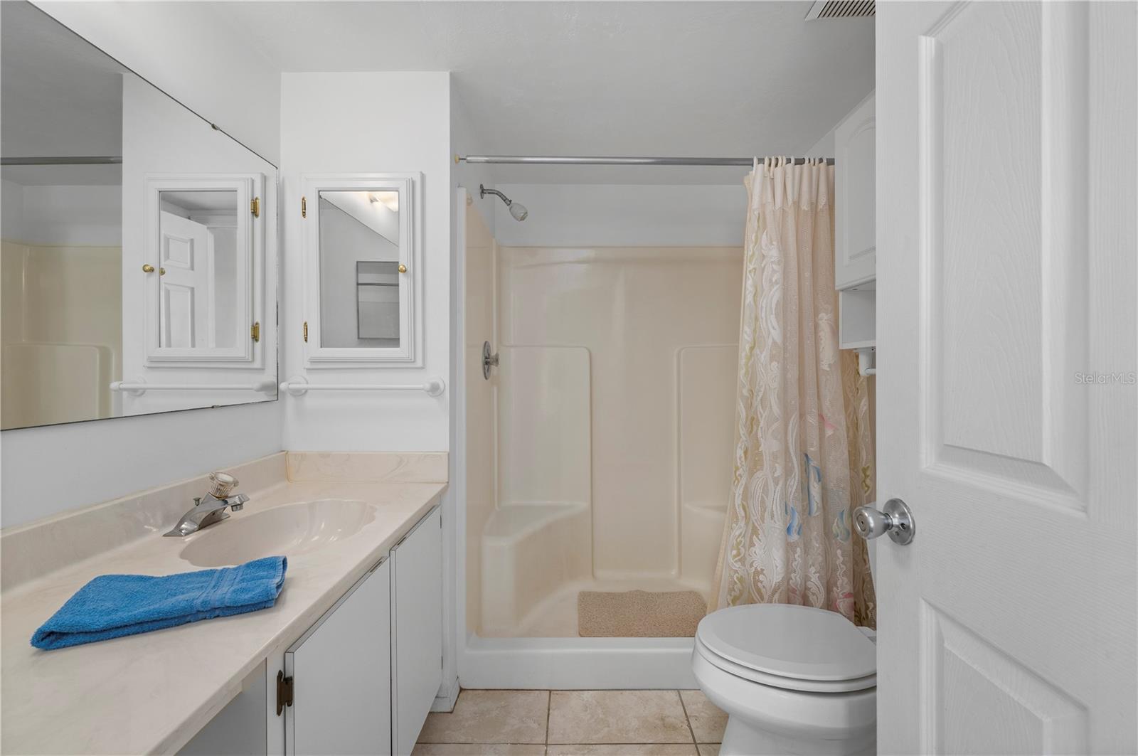 Image 23 of 60 For 3310 Loveland Boulevard 2503