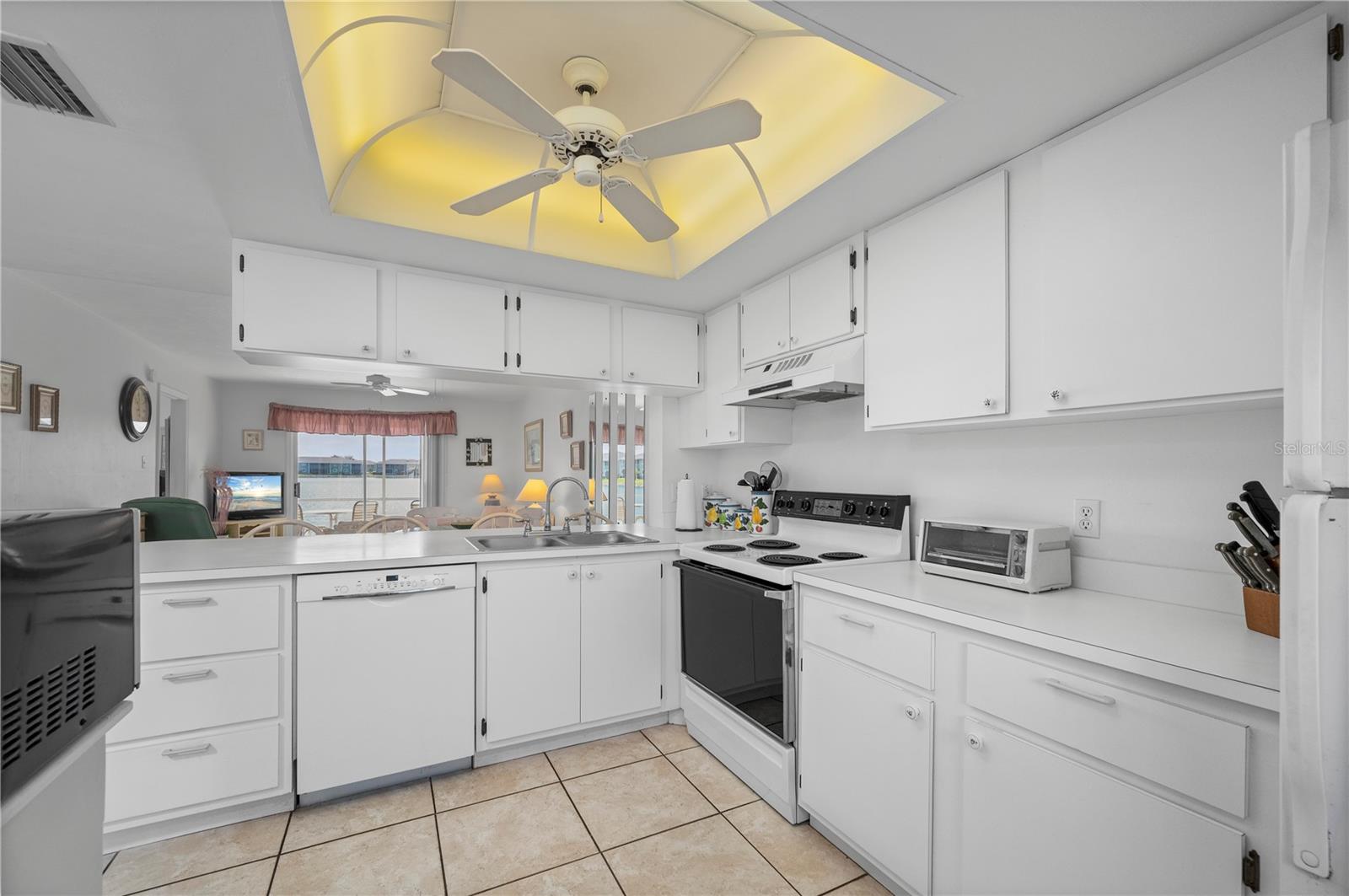 Image 4 of 60 For 3310 Loveland Boulevard 2503