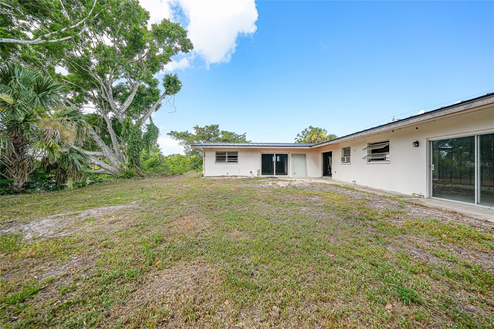 Image 30 of 39 For 801 Marlin Drive