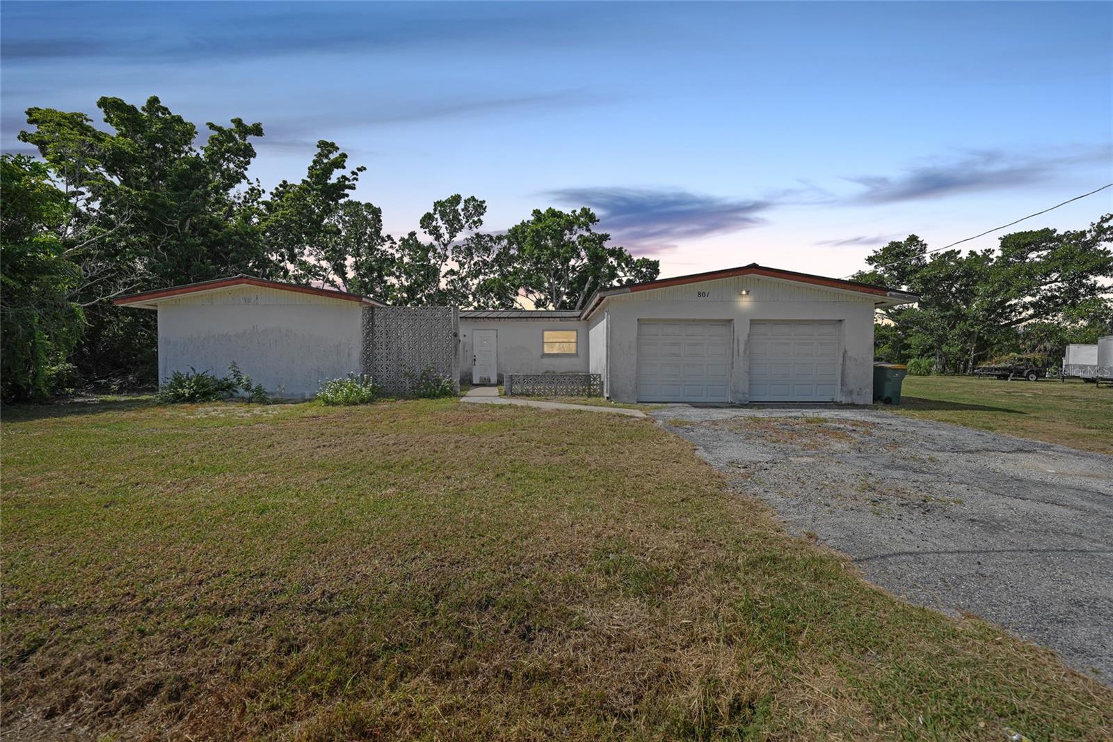Image 35 of 39 For 801 Marlin Drive