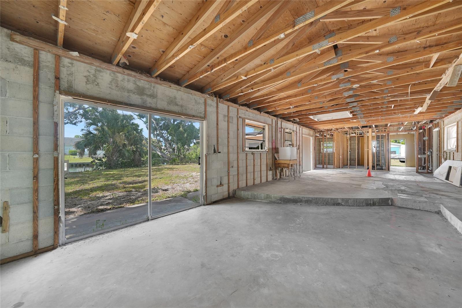 Image 9 of 39 For 801 Marlin Drive