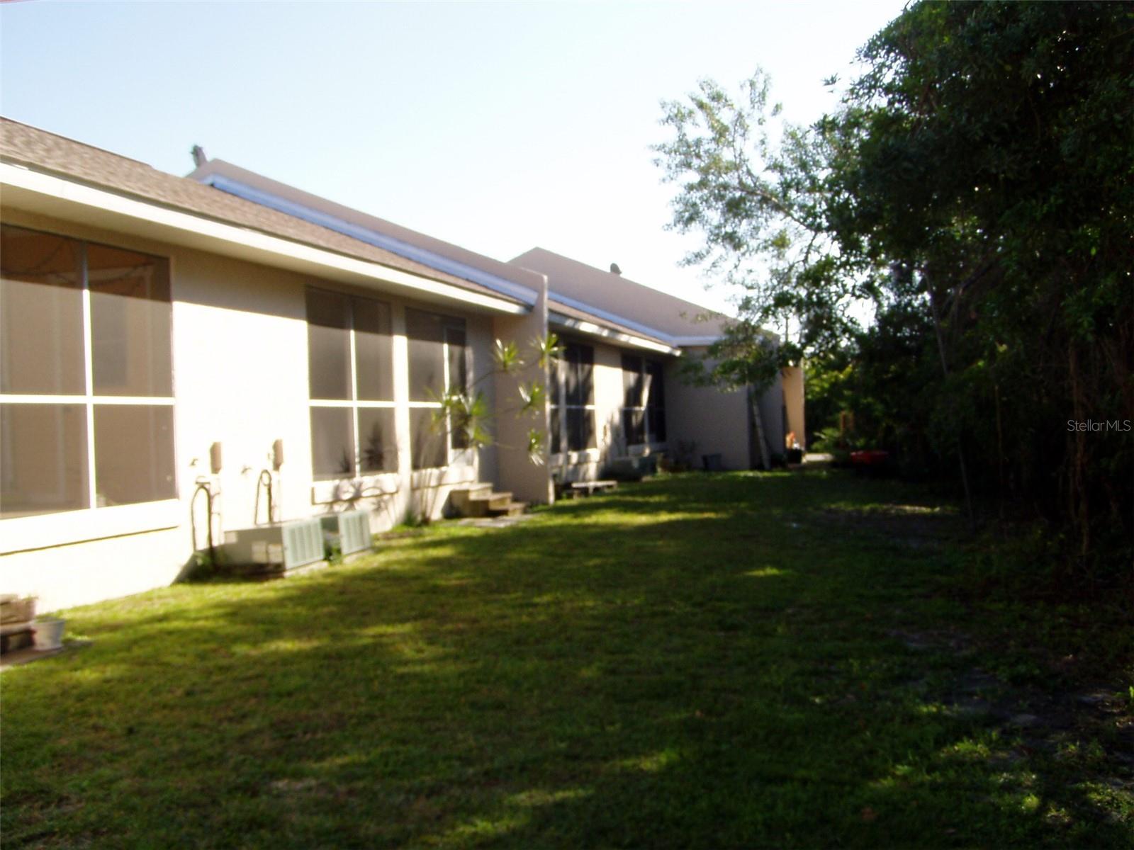 Image 2 of 5 For 3121 Vasco Street 1