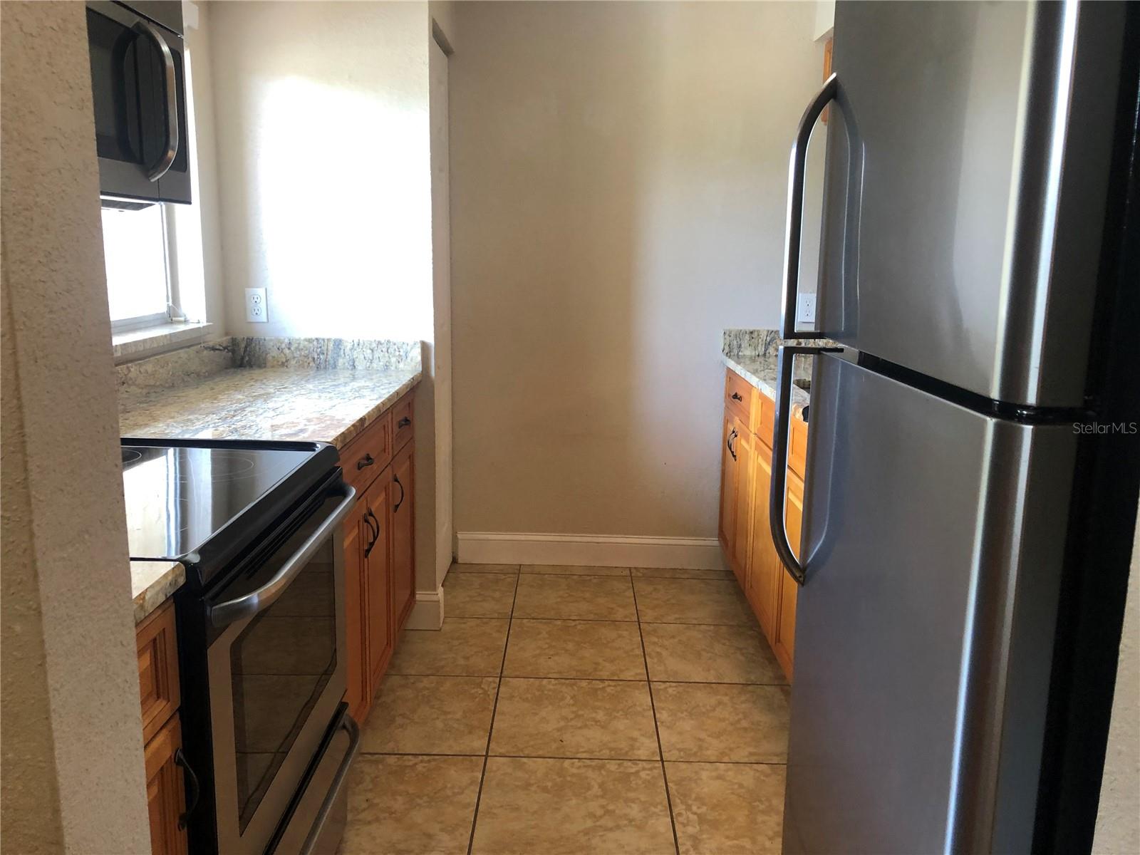 Image 3 of 5 For 3121 Vasco Street 1