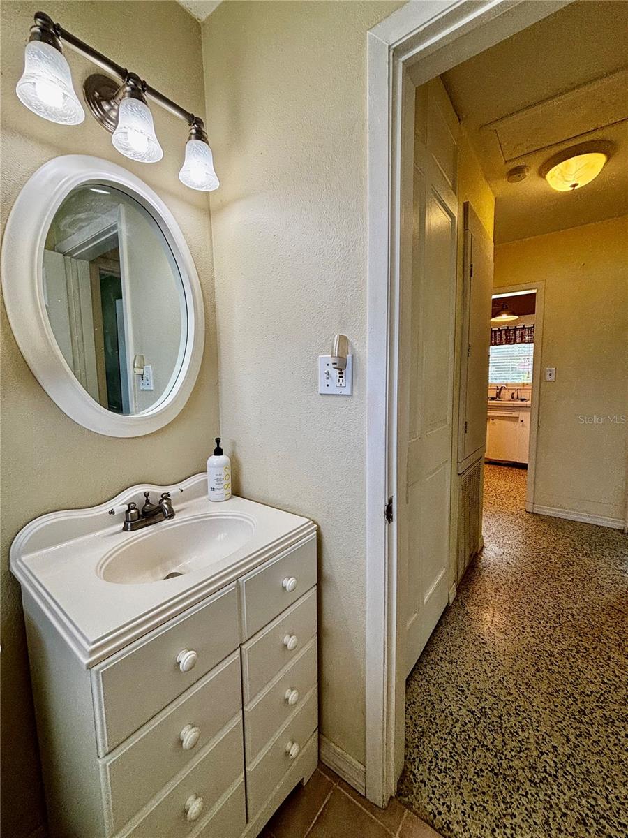 Image 9 of 15 For 1920 Barstow Place