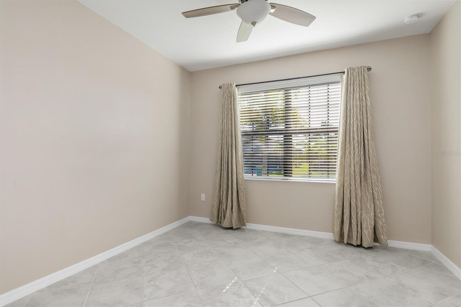 Image 30 of 53 For 2105 Gardenia Avenue