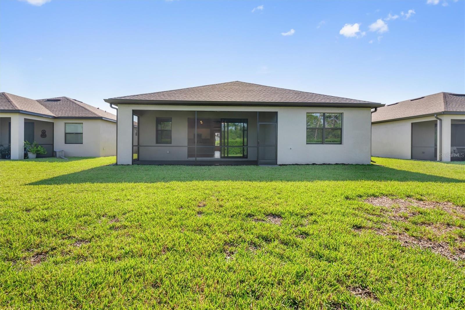 Image 37 of 53 For 2105 Gardenia Avenue