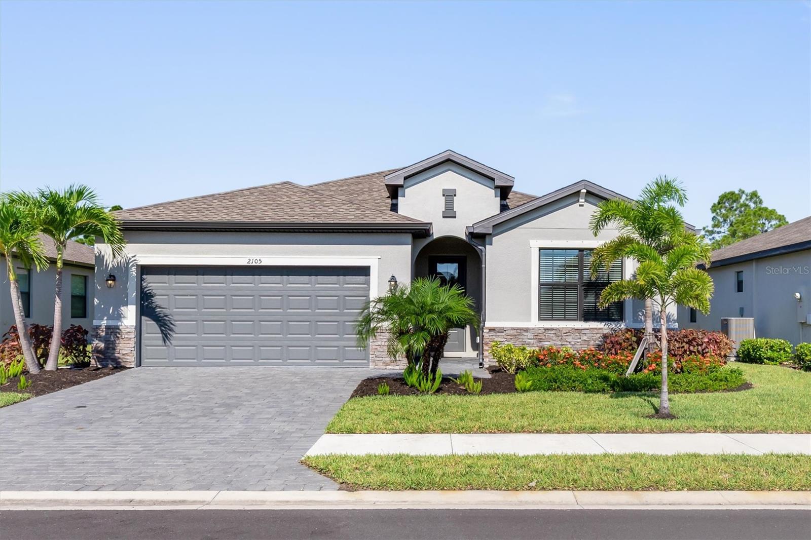 Image 4 of 53 For 2105 Gardenia Avenue