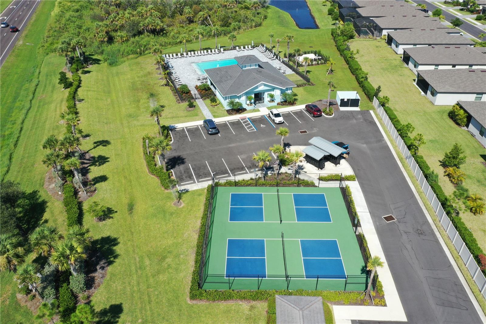 Image 41 of 53 For 2105 Gardenia Avenue