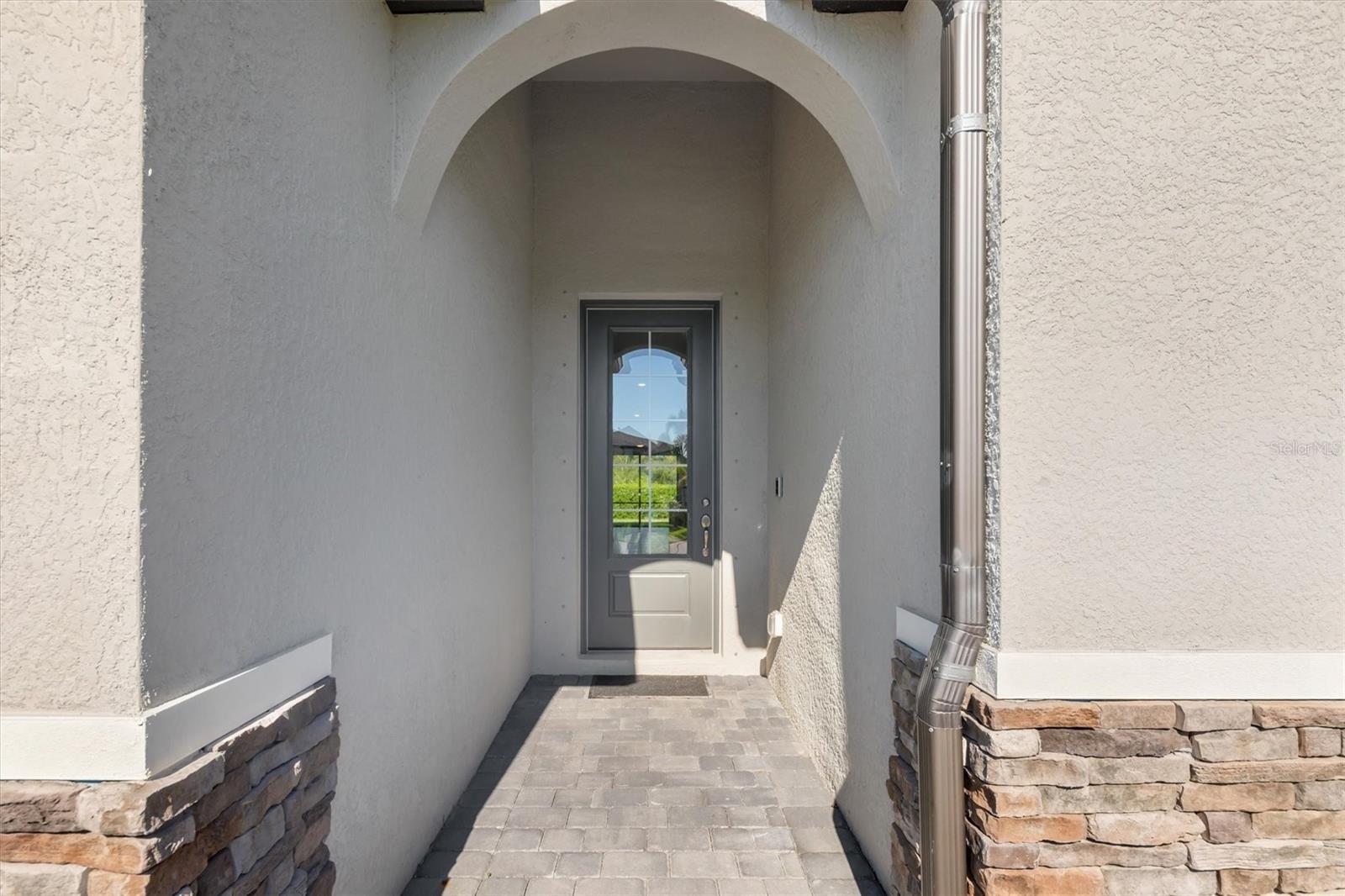 Image 5 of 53 For 2105 Gardenia Avenue