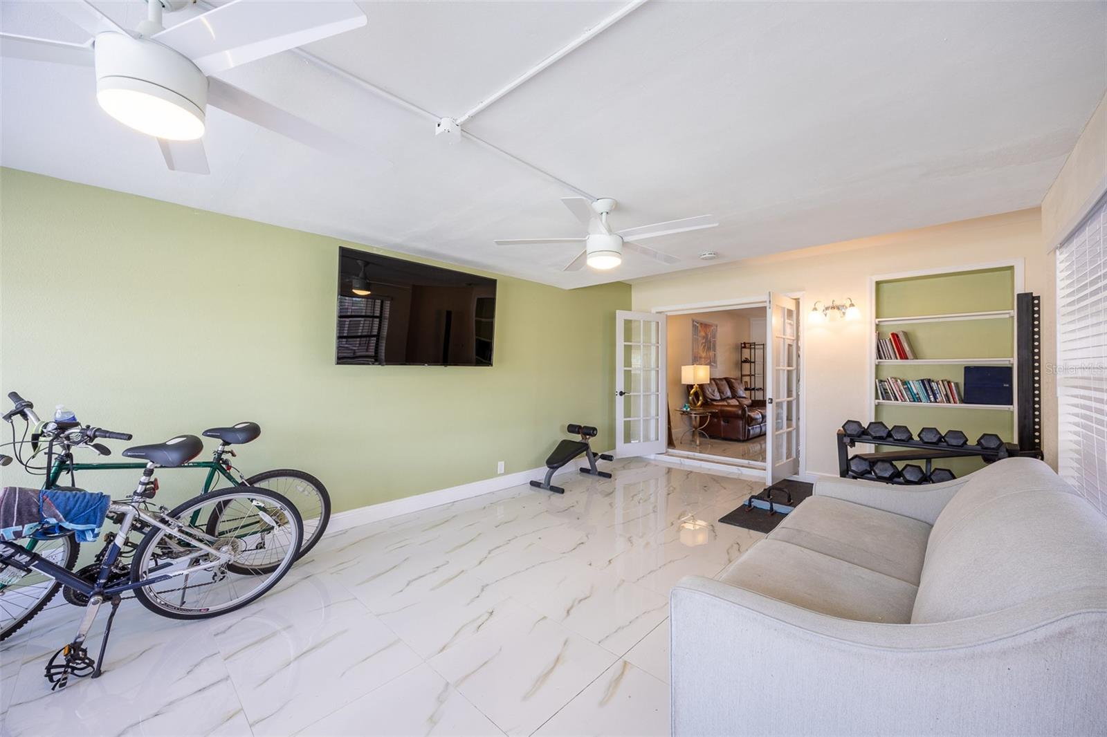 Image 15 of 65 For 316 Tudor Drive 1-2