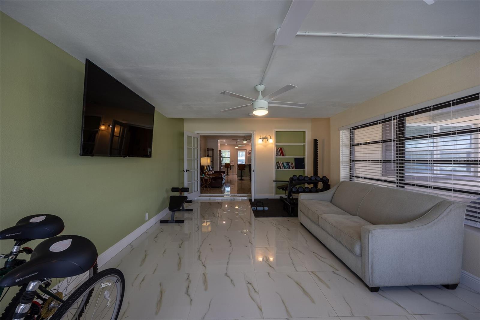 Image 18 of 65 For 316 Tudor Drive 1-2