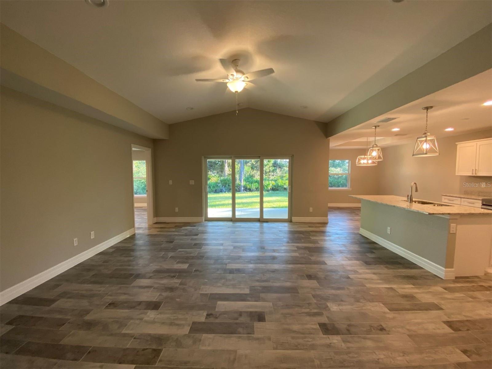 Image 3 of 16 For 129 Glades Drive