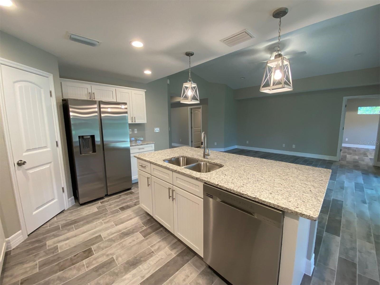 Image 7 of 16 For 129 Glades Drive