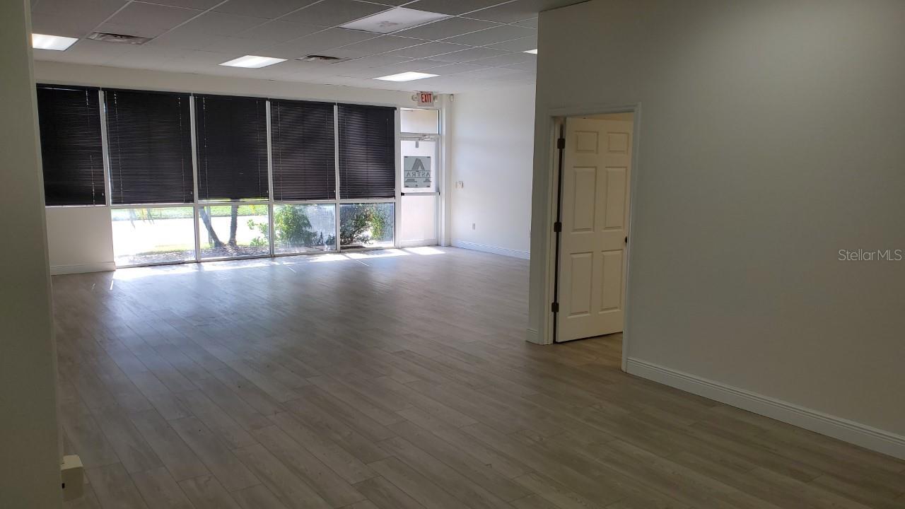 Image 6 of 10 For 5404 Hoover Boulevard 4