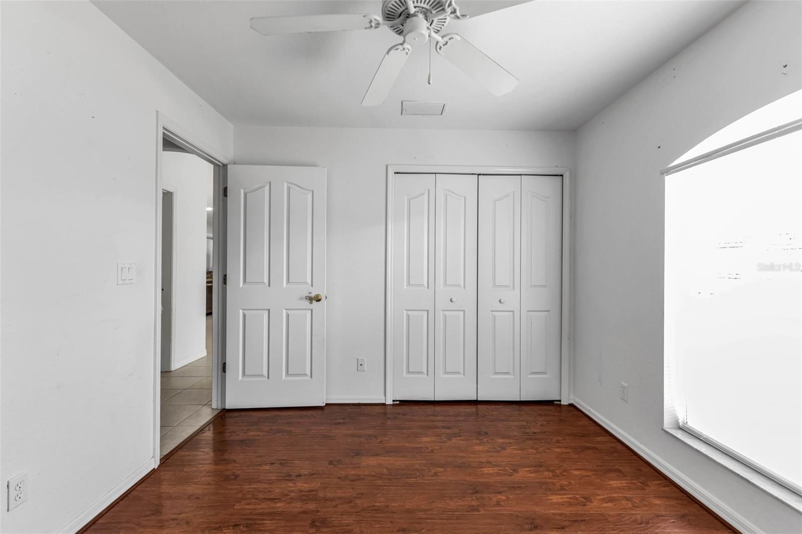 Listing photo id 19 for 1191 Nebraska Lane