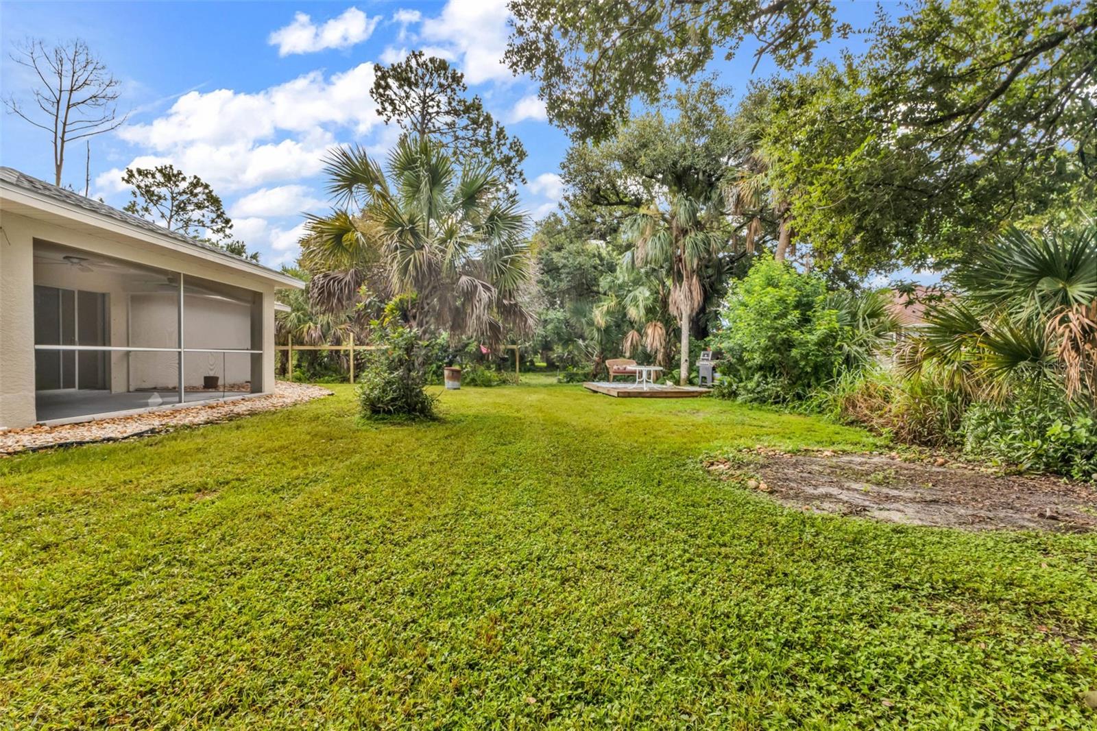 Listing photo id 29 for 1191 Nebraska Lane