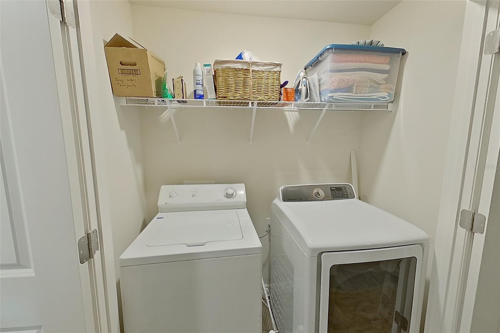 Image 18 of 27 For 1091 Cazenovia Street