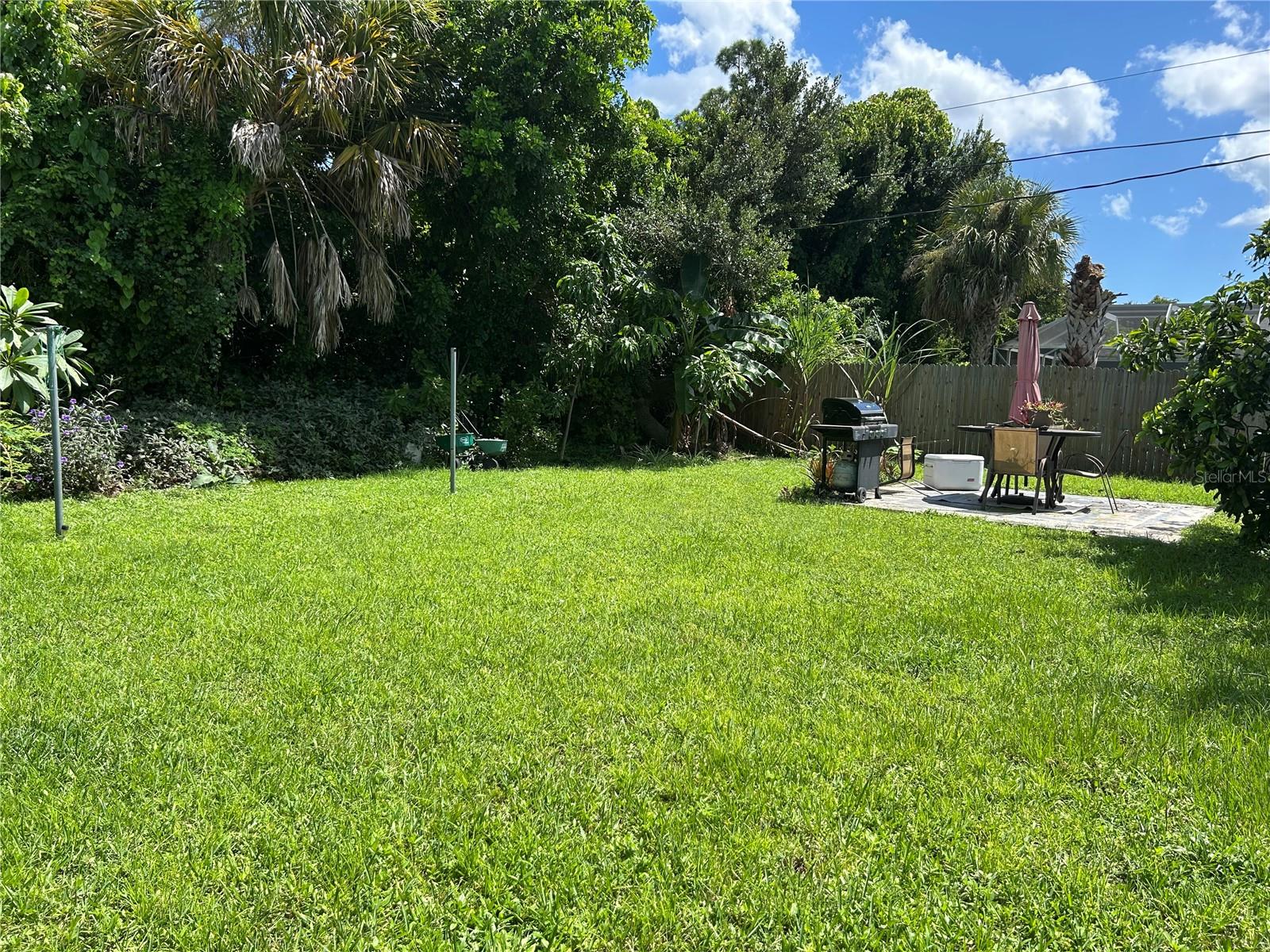 Image 11 of 39 For 2678 Rock Creek Drive