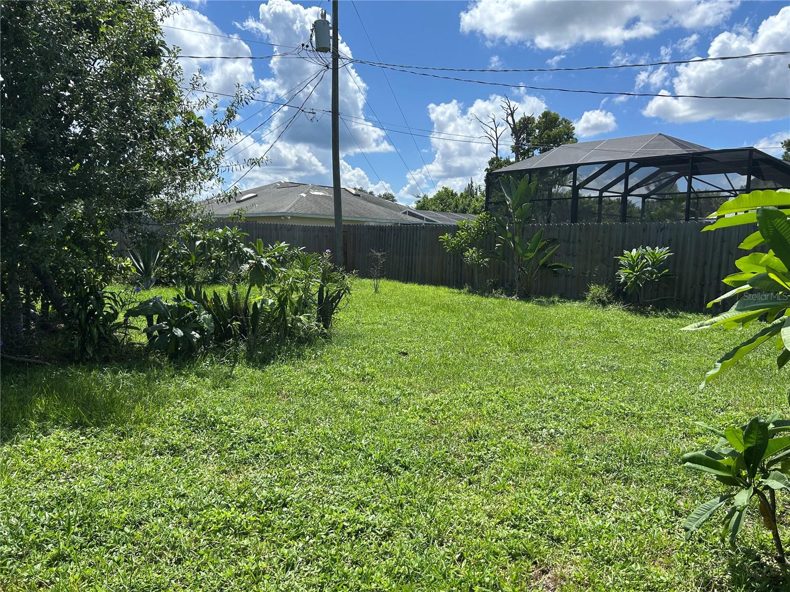 Image 12 of 39 For 2678 Rock Creek Drive