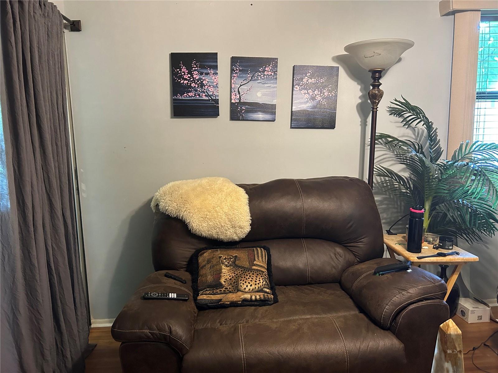 Image 17 of 39 For 2678 Rock Creek Drive