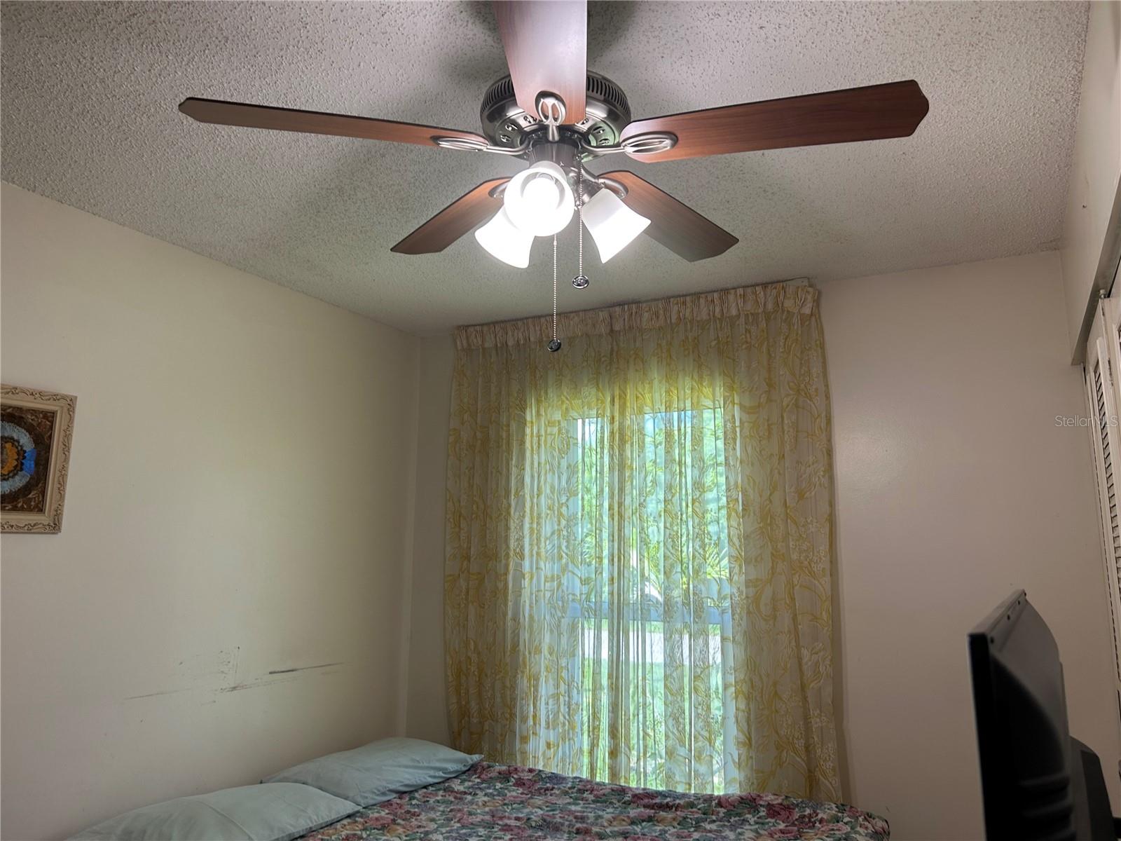 Image 29 of 39 For 2678 Rock Creek Drive