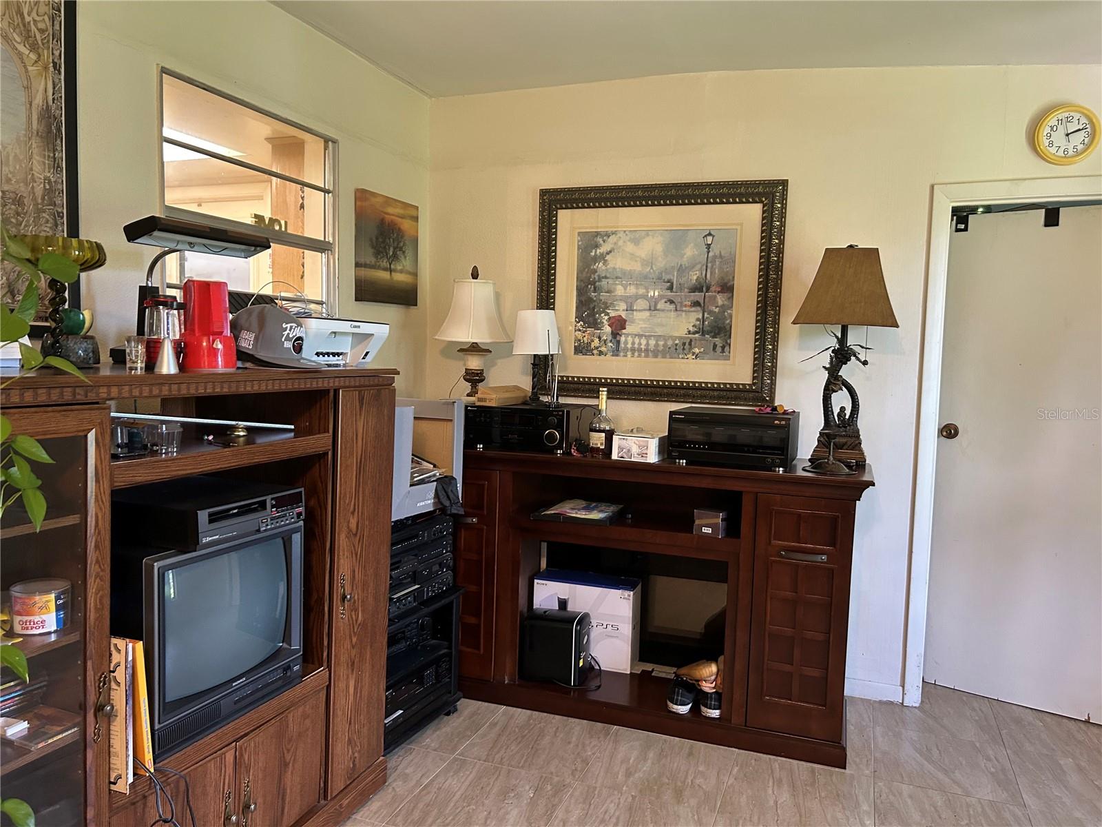 Image 31 of 39 For 2678 Rock Creek Drive