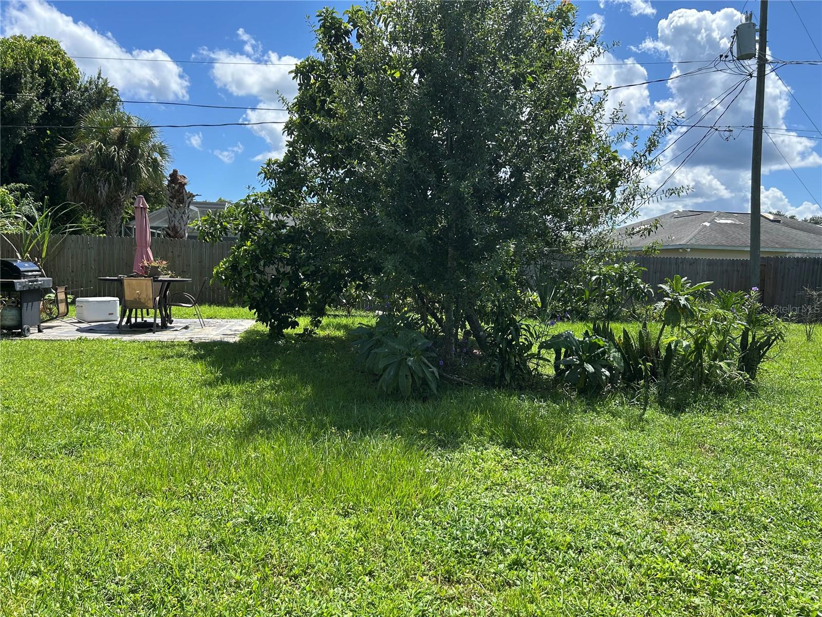 Image 9 of 39 For 2678 Rock Creek Drive