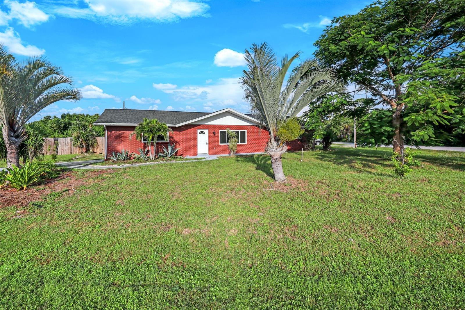 Details for 801 Mcmahon Avenue Nw, PORT CHARLOTTE, FL 33948