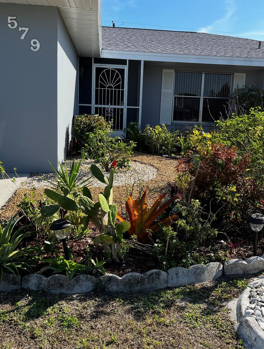 Image 3 of 21 For 579 Lakemont